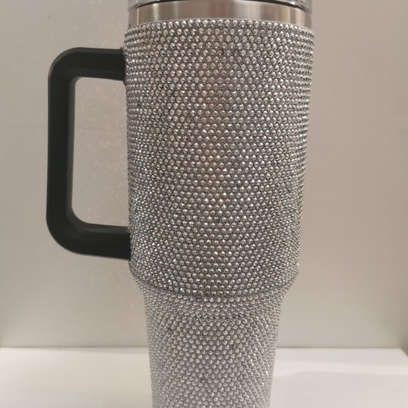 Bedazzled insulated 40oz tumblers - Picture 5 of 10